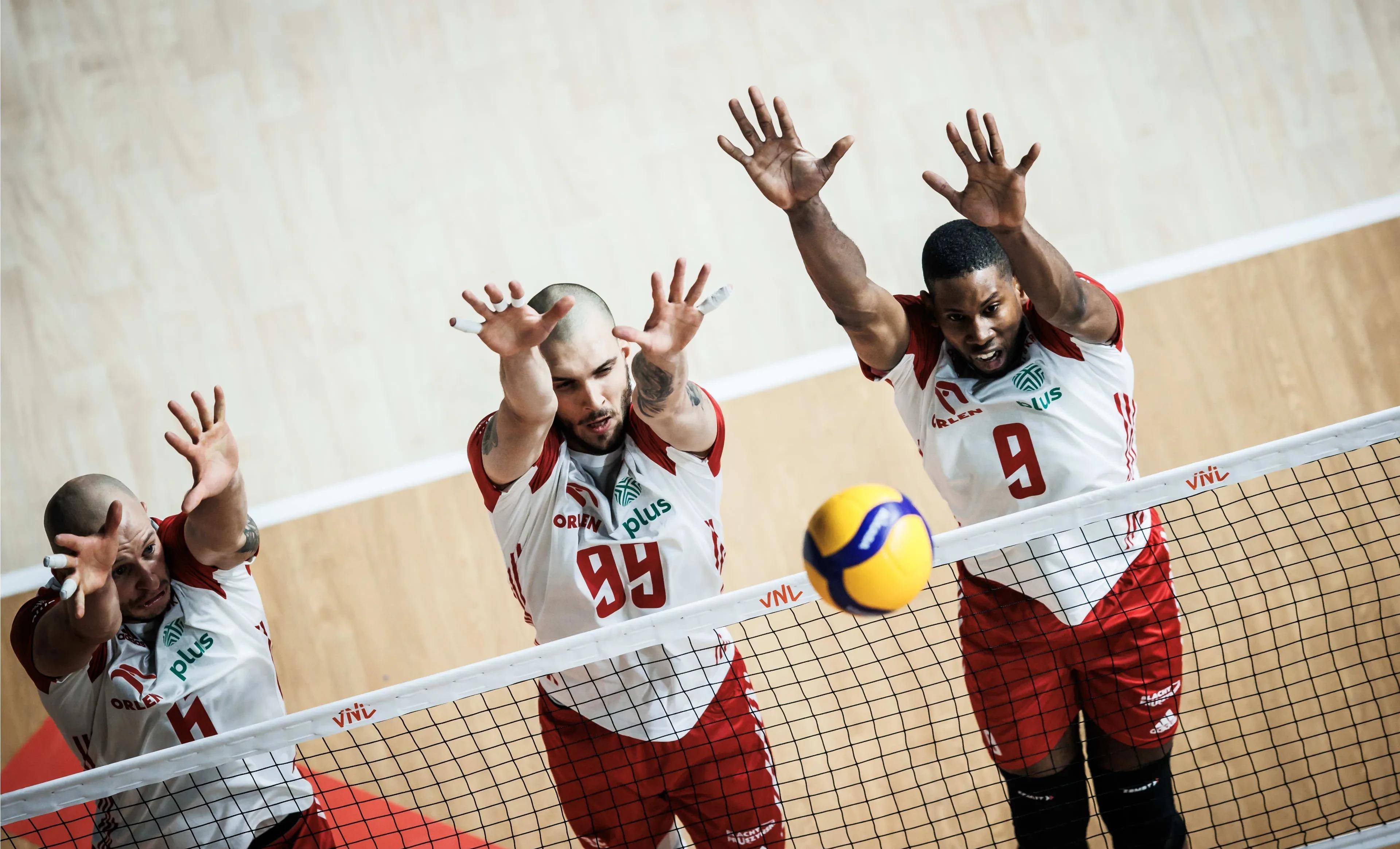 Karsa爆冷击败巴塞罗那，绝杀引爆全场！